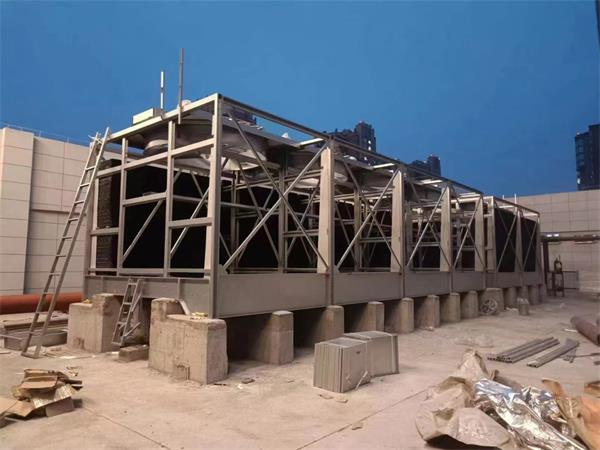 安裝不銹鋼冷卻塔時(shí)應(yīng)注意哪些事項(xiàng),不銹鋼冷卻塔廠家